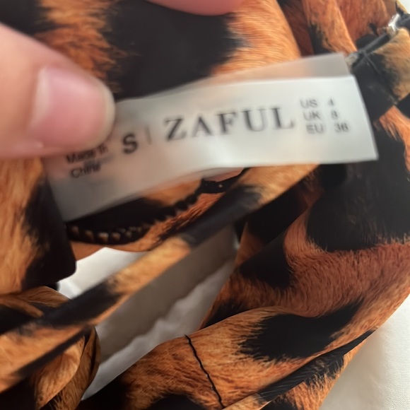 bikini - Picture 3 of 4